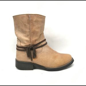 Steve Madden Vintigee Tan Leather Boots Size 6.5M